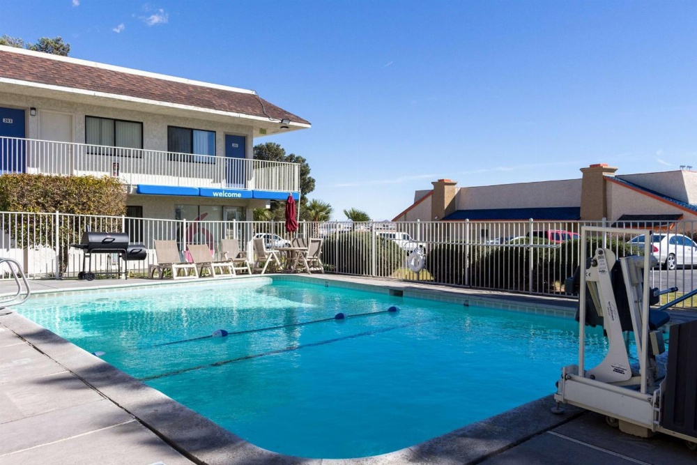 Motel 6-Mojave, CA - Airport